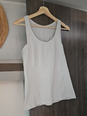 lululemon athletica White Scoop Neck Tank